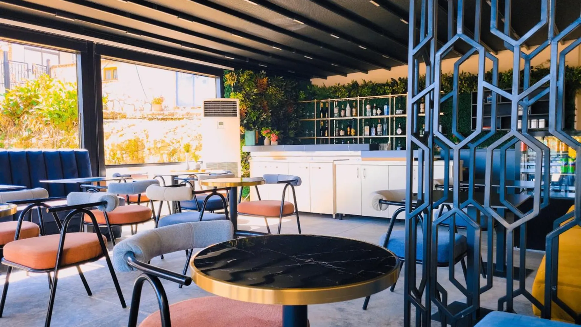 Almar Boutique Hotel Sarandë Albania